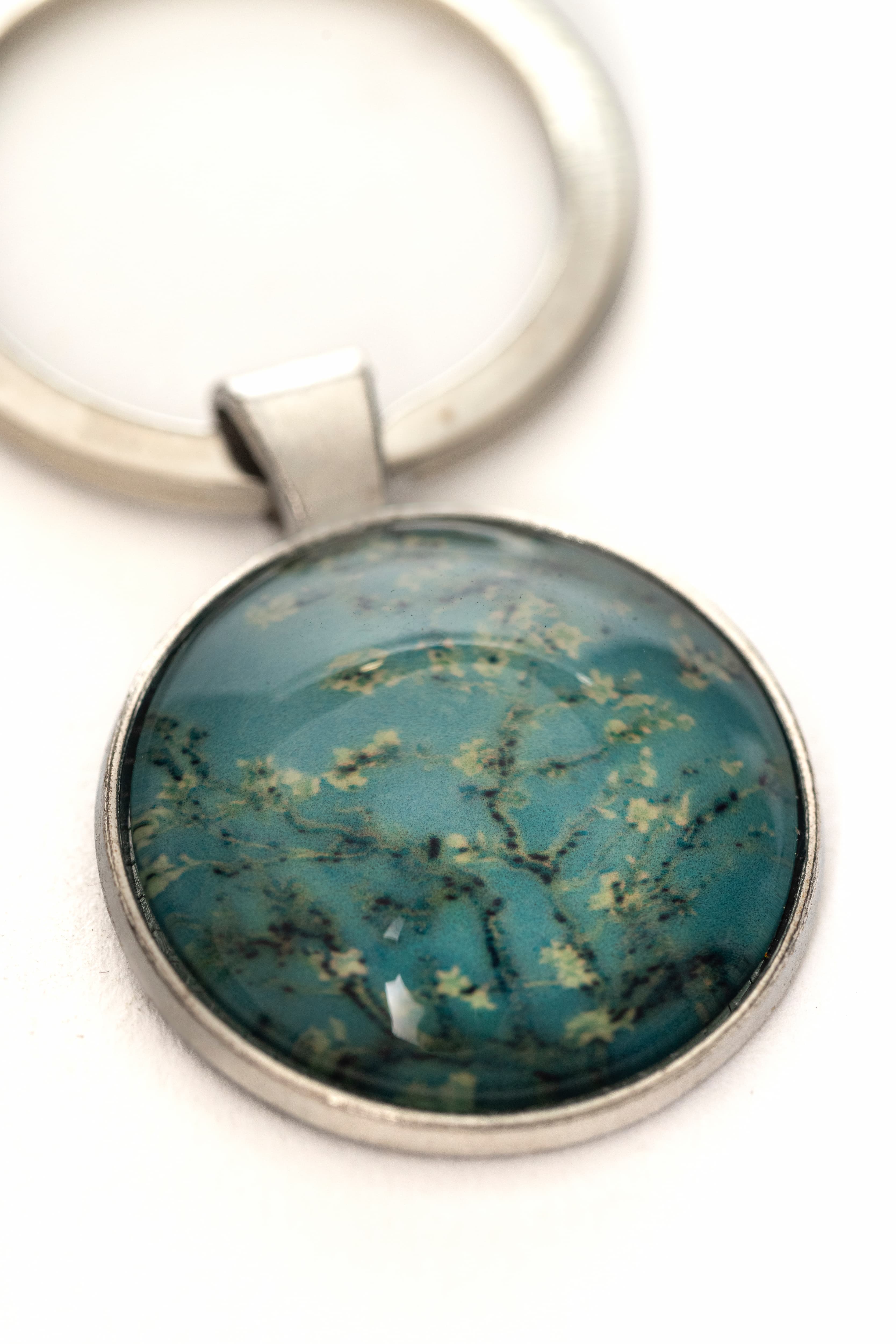 Van Gogh Round Keychain – shop.exhibitionhub