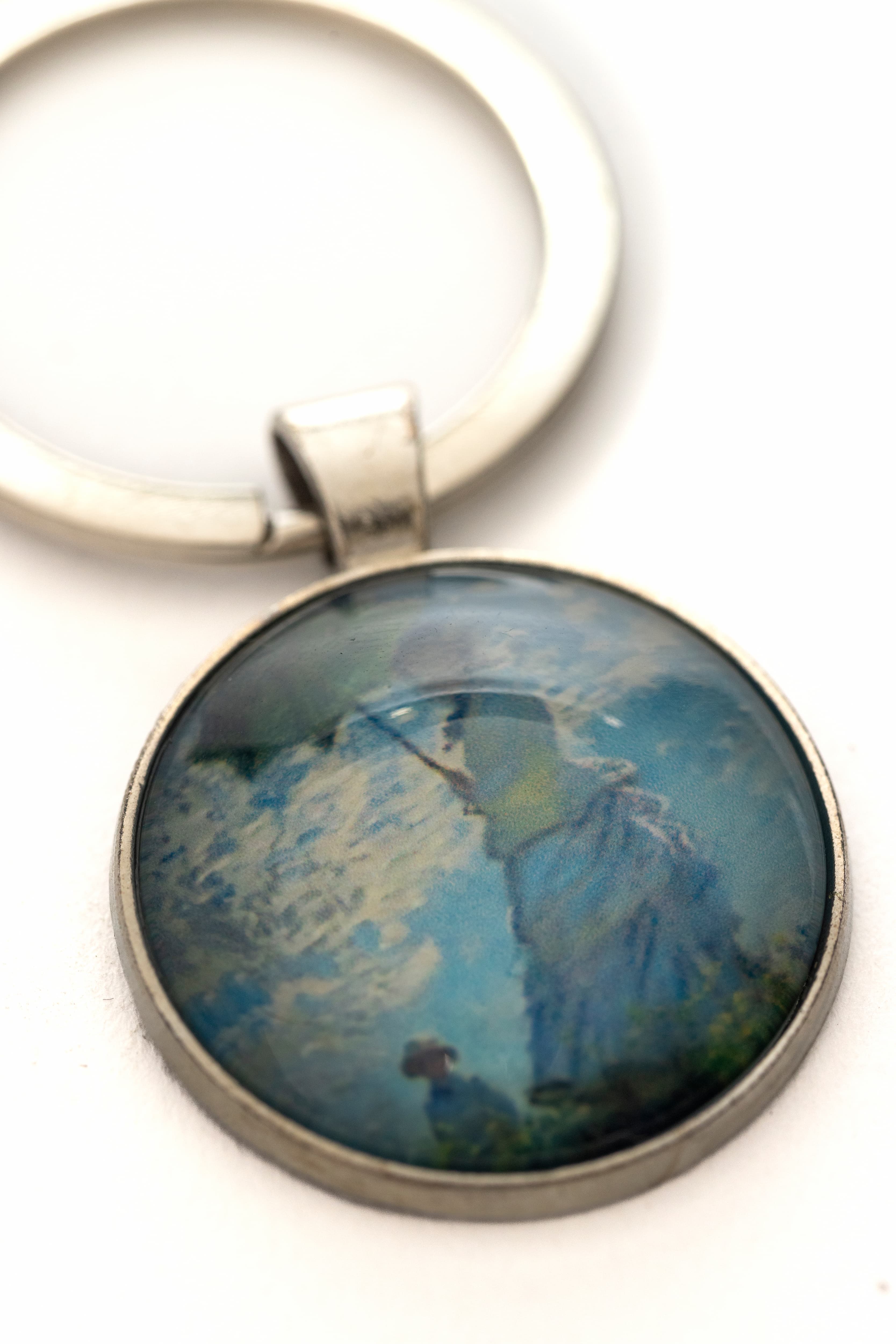 Claude Monet Round Keychain – shop.exhibitionhub
